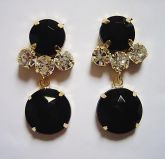 Brinco Preto com strass
