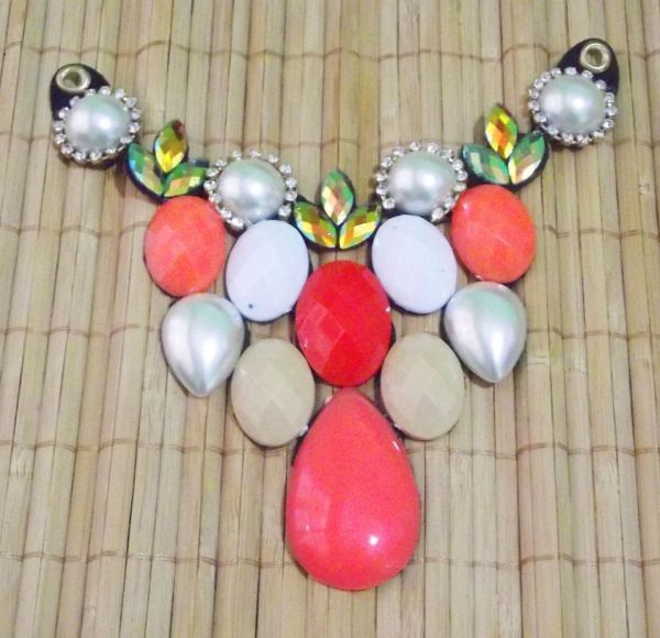 Maxi Colar Laranja com Branco
