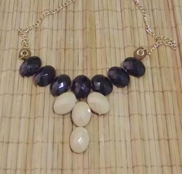 Maxi Colar Preto com Bege
