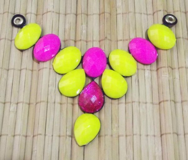 Maxi Colar Rosa com Amarelo